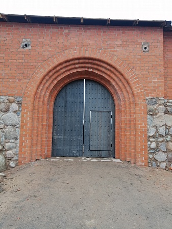 Ворота из массива